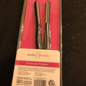 Flat Iron Straightener